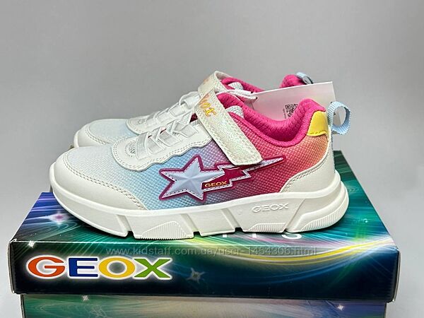Дитячі кросівки з мигалками Geox Aril 29 р дівчинці девочке