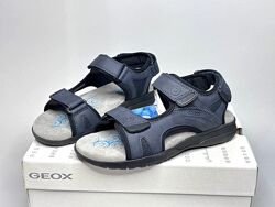 Дитячі підліткові босоніжки Geox Spherica 39р сандалі хлопчику