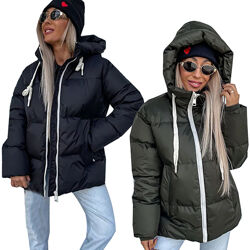 Жіноча куртка зимова тепла з капюшоном на силіконі модна молодіжна курточка