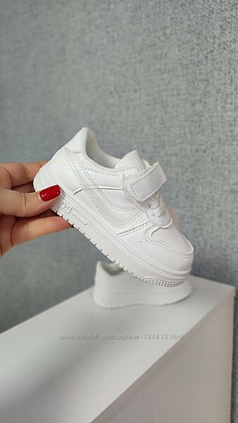 Кросівки біленькі на дівчаток Tom m