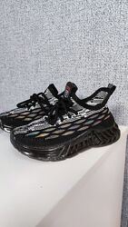 Літні легенькі зручні кросівки Paliament