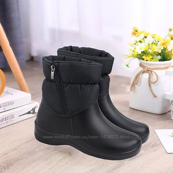 Резиновые сапоги пенки  черные