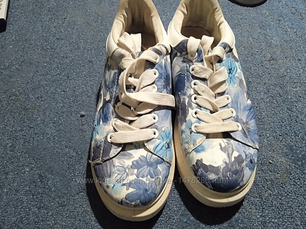 кросівки 37 розмір