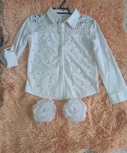 Нарядна, красива, шкільна блузка 134см