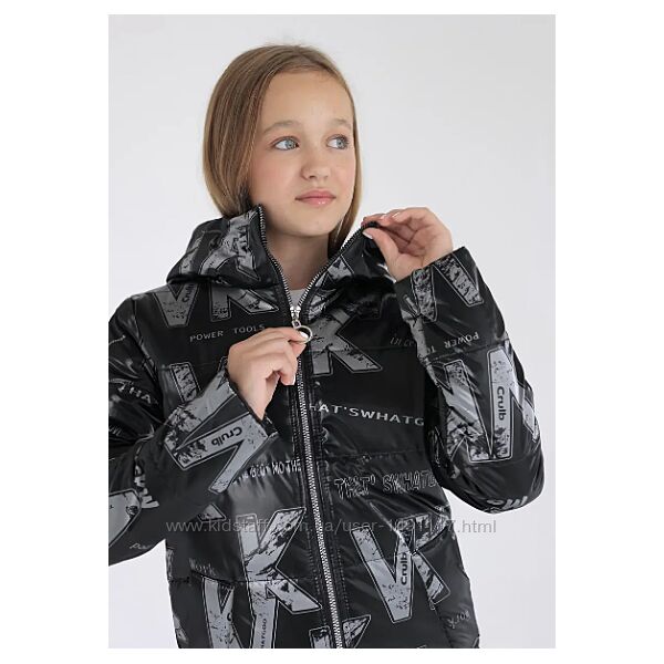 146-158р демісезонна курточка куртка на дівчинку чорна принт букви VK школа