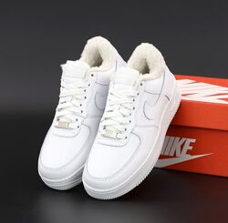Зимние женские кроссовки ботинки Nike Air Force. White. Унисекс. С мехом.