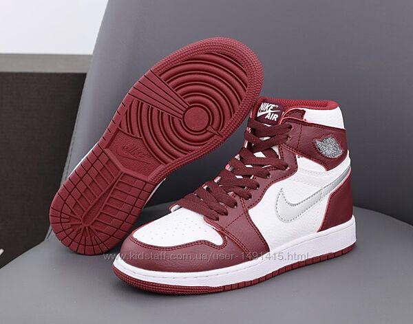 Женские кроссовки Nike Air Jordan 1 Retro. Найк Джордан. УНИСЕКС