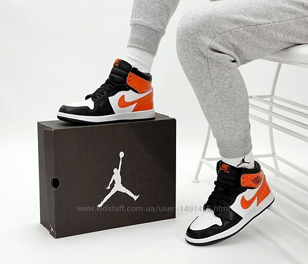 Женские кроссовки Nike Air Jordan 1 Retro. УНИСЕКС. Найк Джордан