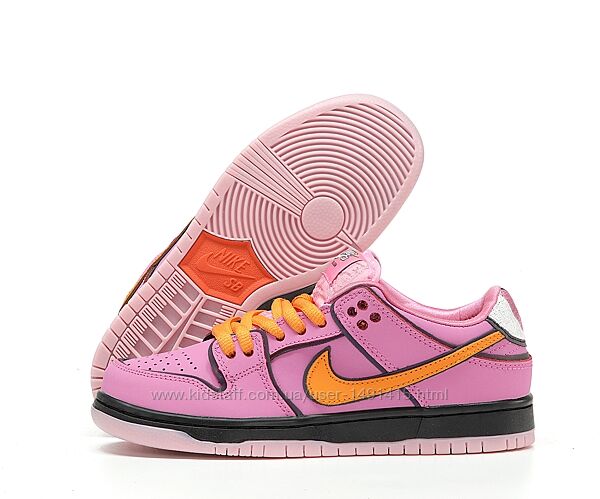 Женские кроссовки Nike SB Dunk Low. Pink