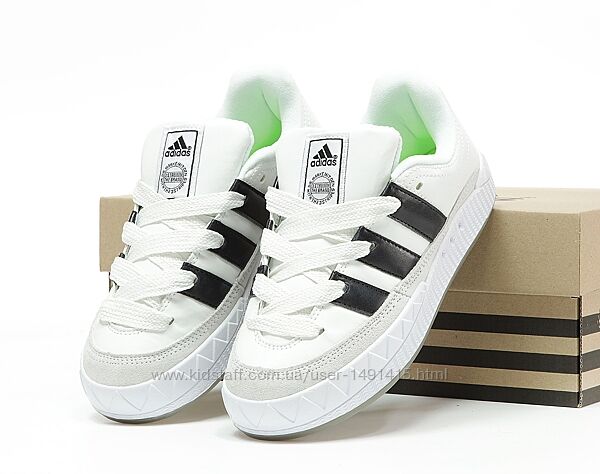 Женские кроссовки Adidas Adimatic. White