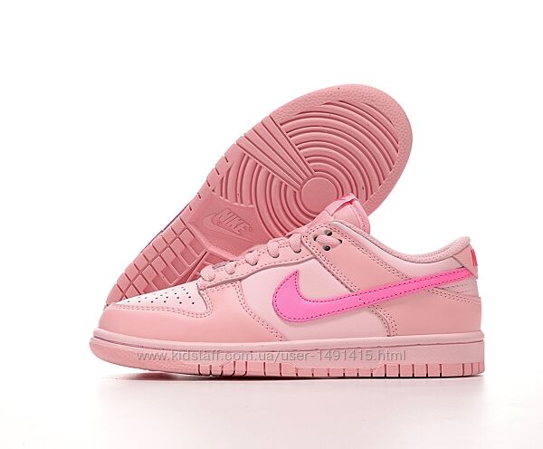 Женские кроссовки Nike Dunk Low GS Triple Pink