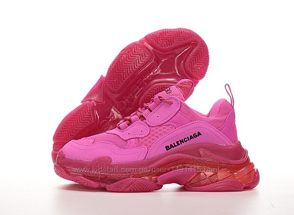 Женские кроссовки Balenciaga Triple S. Pink. Многослойная подошва.