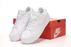 Женские кроссовки Nike Court Legasy lift. White