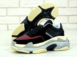 Женские кроссовки Balenciaga Triple S. Black Red