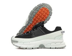 Мужские кроссовки Nike Zoom Vomero Roam. White Black.