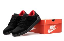 Мужские кроссовки Supreme x Nike SB Dunk Low. Black Red