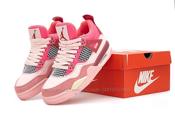Женские кроссовки Nike Air Jordan 4 Retro. Pink. Найк Джордан.