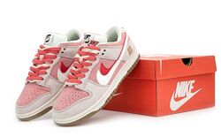 Женские кроссовки Nike SB Dunk Low SE 85 Double Swoosh Pink Rabbit