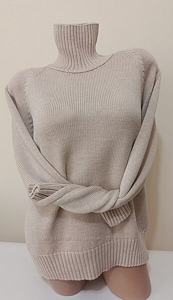 Светр з мериносу