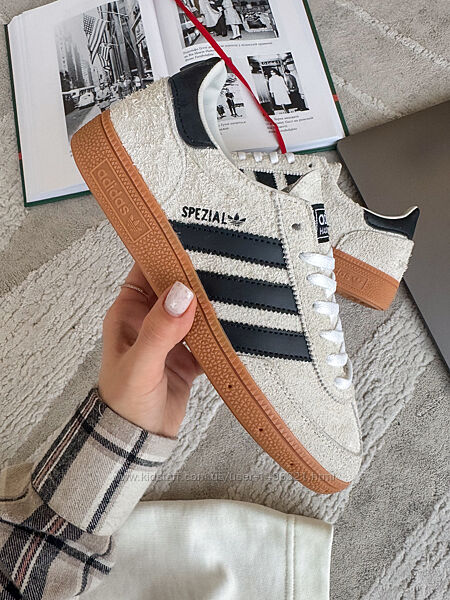Кросівки Adidas Spezial Beige