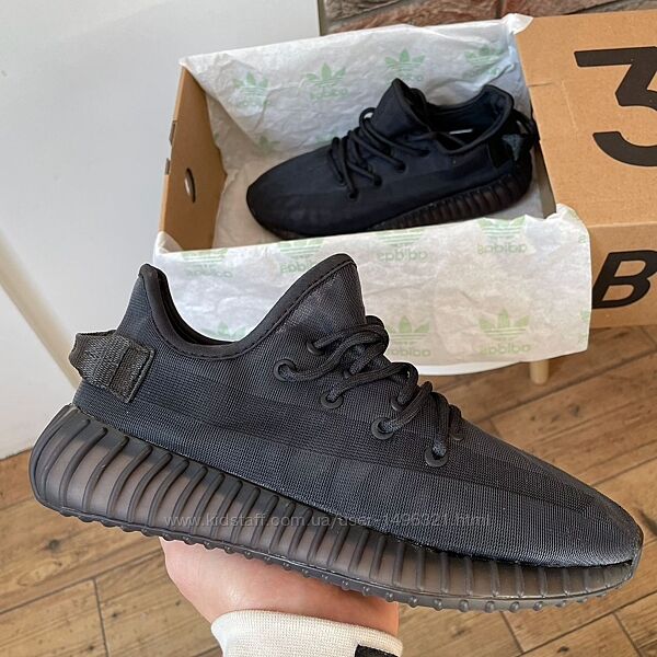 Кросівки Adidas Yeezy Boost 350 V2 Mono Black