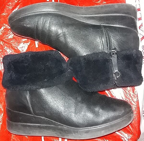 зима женская обувь под сезон ботинки сапоги GEOX