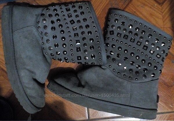 зима женская обувь под сезон ботинки сапоги ugi