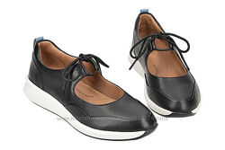 р.37,37.5,  Clarks жіночі шкіряні туфлі оригінал