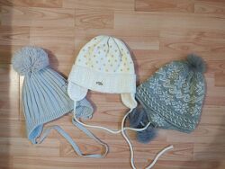 Теплі зимові шапки 5-8 років.