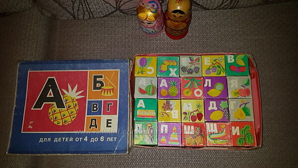 Кубики абетка для діток старше 3 років.