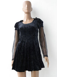 Маленьке чорне плаття з велюрової тканини 46 розмір 40 євророзмір.