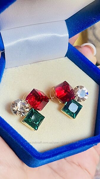 Сережки з великими камінцями Swarovski ювелірна огранка