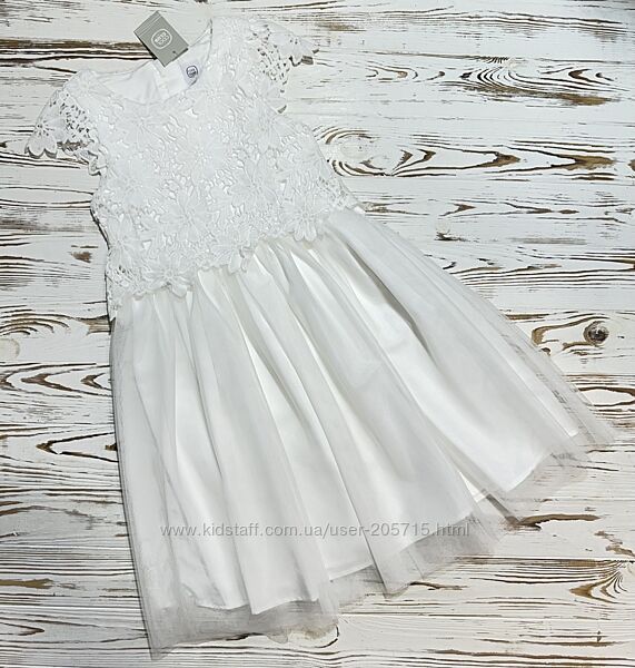 Нарядное белоснежное платье CoolClub