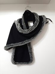 Гарний зимовий жіночий шарф чорний флісовий, край штучне хутро сіре д140см