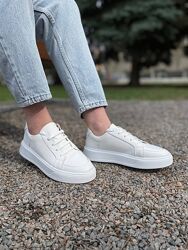 кожаные женские белые кроссовки