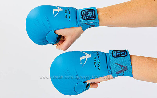 Накладки  перчатки на руки для карате Араваза  WKF