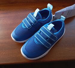 Кросівки lupilu kids trainers basic оригінал нові 25,29,30