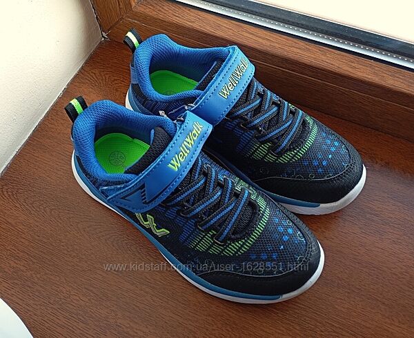 Кросівки well walk оригінал memory walk нові р.24.25.31