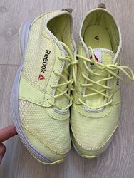 Кросівки REEBOK, розмір 38,5