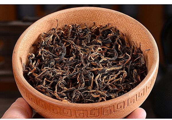 Дянхун Фэнхетан крепкий крупнолистовой высокогорный красный. Китайский чай.