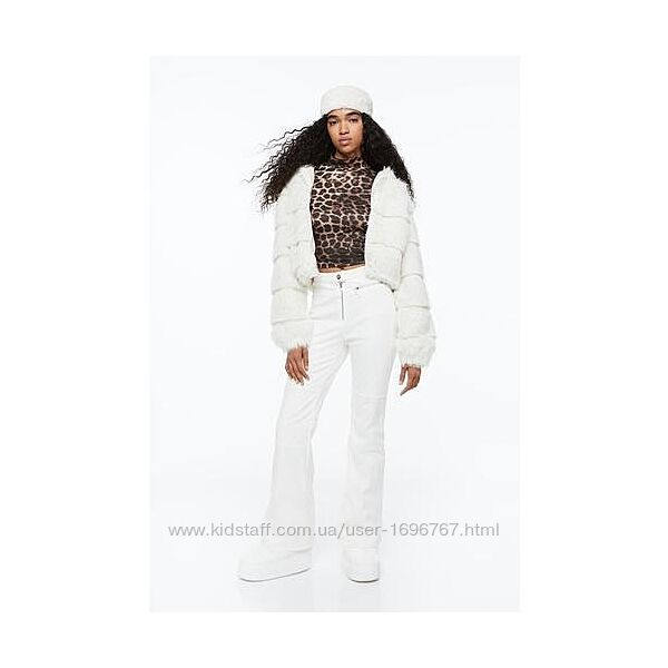 Короткая пушистая белая куртка с капюшоном H&M размер S, М, L 1 050 грн.