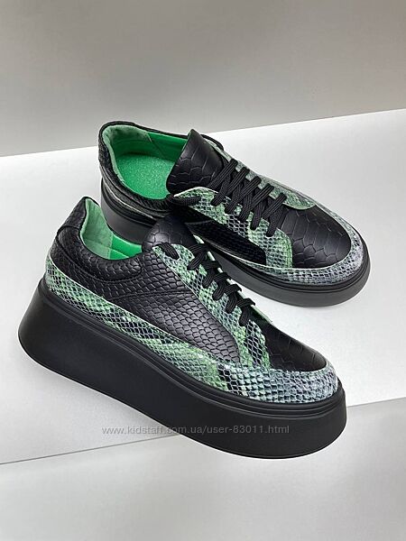 Шкіряні кеди на високій підошві - від виробника