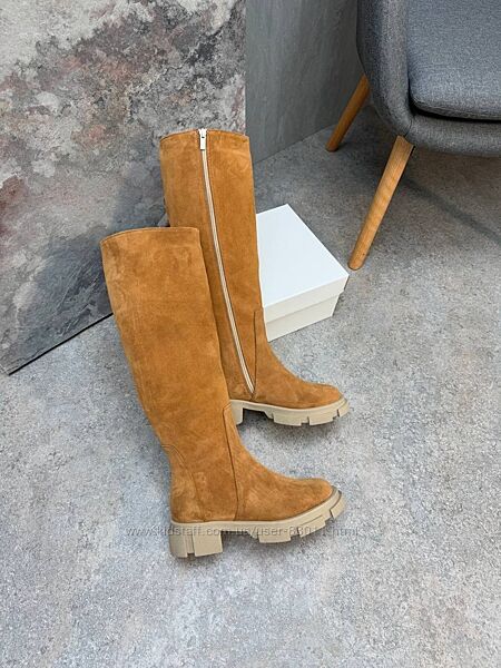 Стильні шкіряні чоботи на зручній підошві - від виробника