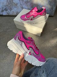 Неймовірні шкіряні кросівки - від виробника