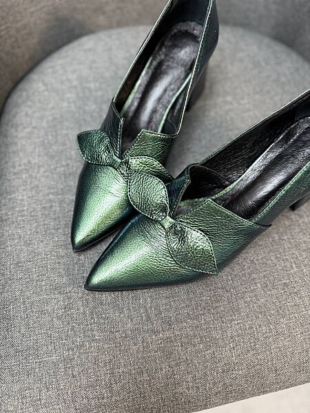 Стильні туфлі з натуральної шкіри - від виробника