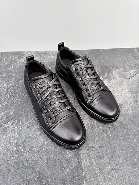 Чоловічі шкіряні напівчеревики Tsevo CV5202