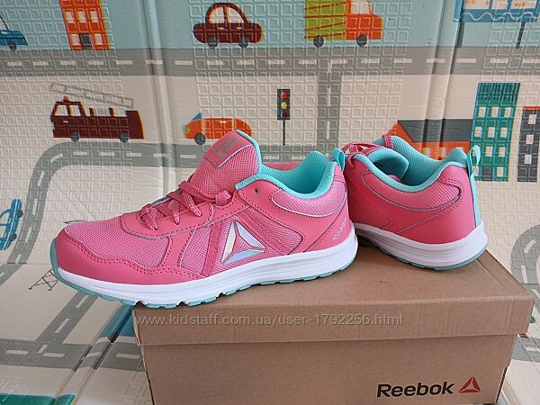 Кроссовки Reebok  оригинал  24,7 см.