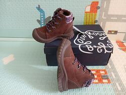 Демисезонные кроссовки ботинки амер. бренда oshkosh 13,5 см стелька