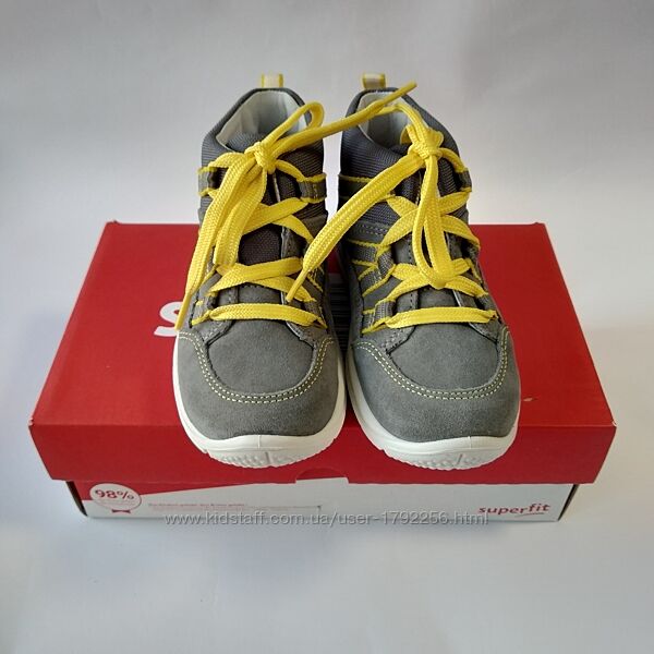 Мягкие лёгкие кожаные ботинки superfit оригинал 25 размер 16,2