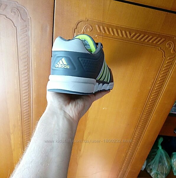 Мужские кожаные кроссовки Adidas. Кожаные.
